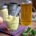 la-recette-divine-une-mayonnaise-maison-allegee-sans-huile-aucun-accompagnement-de-repas-ne-lui-resiste