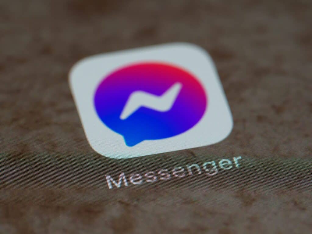 Comment enlever un point rouge sur Messenger ?
